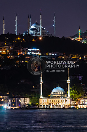 Two Mosques at night