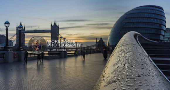 London as the sun rises