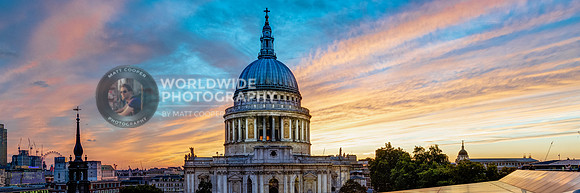 St.Paul's Cathedral at Sunset