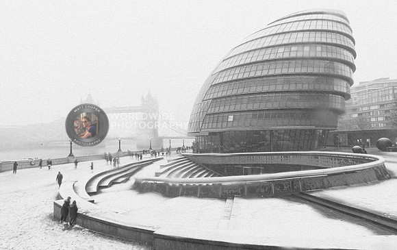 Black and White London in the snow